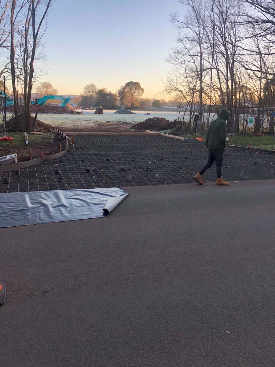 Steel mesh set for a slab on a frosty Victorian morning